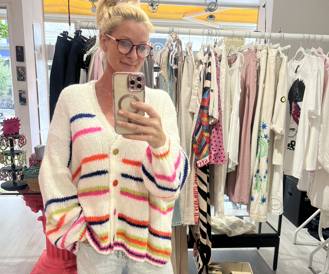 Strickjacke bunte Streifen