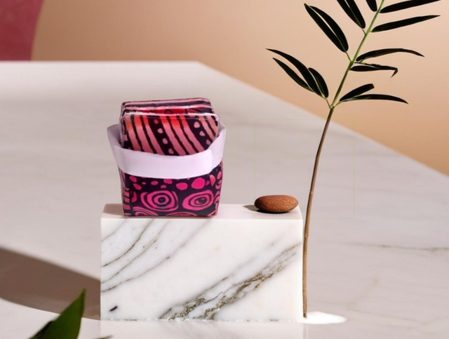 Lingettes demaquillantes avec son panier