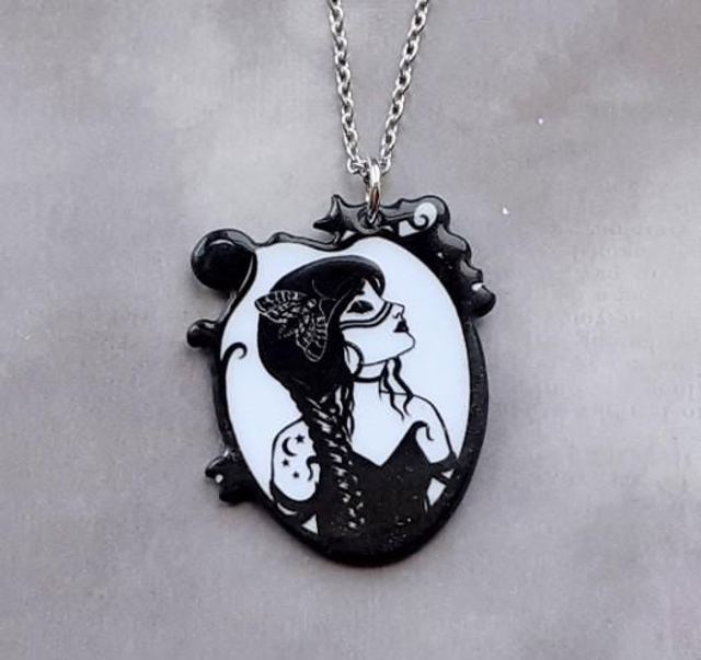 Witch Necklace 