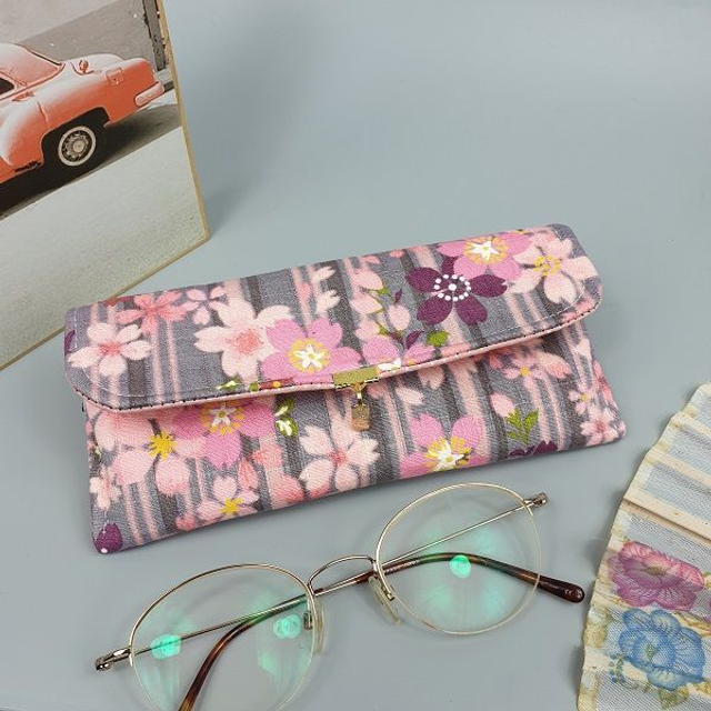 Étuis à lunettes sur mesure "Aimi" rose