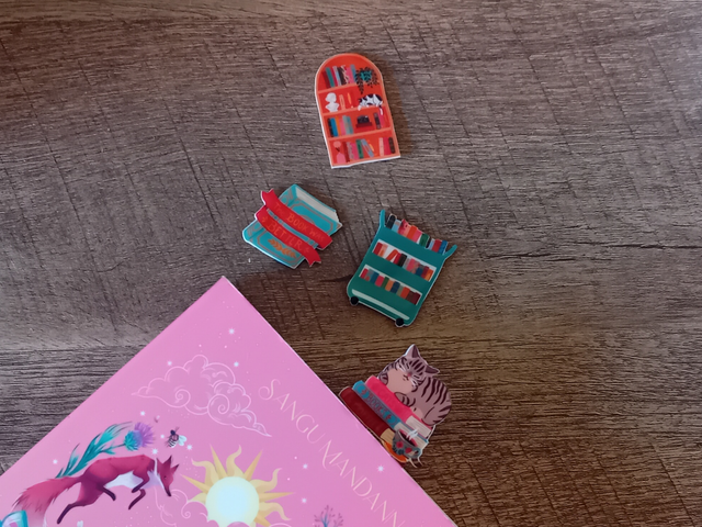 Marque-page trombone aimanté – Pack Romance & Lecture (4 magnets interchangeables)