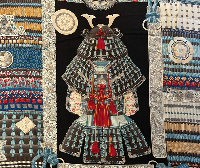 Prachtige sjaal Hermes style . Kriebelt niet 130x 130cm