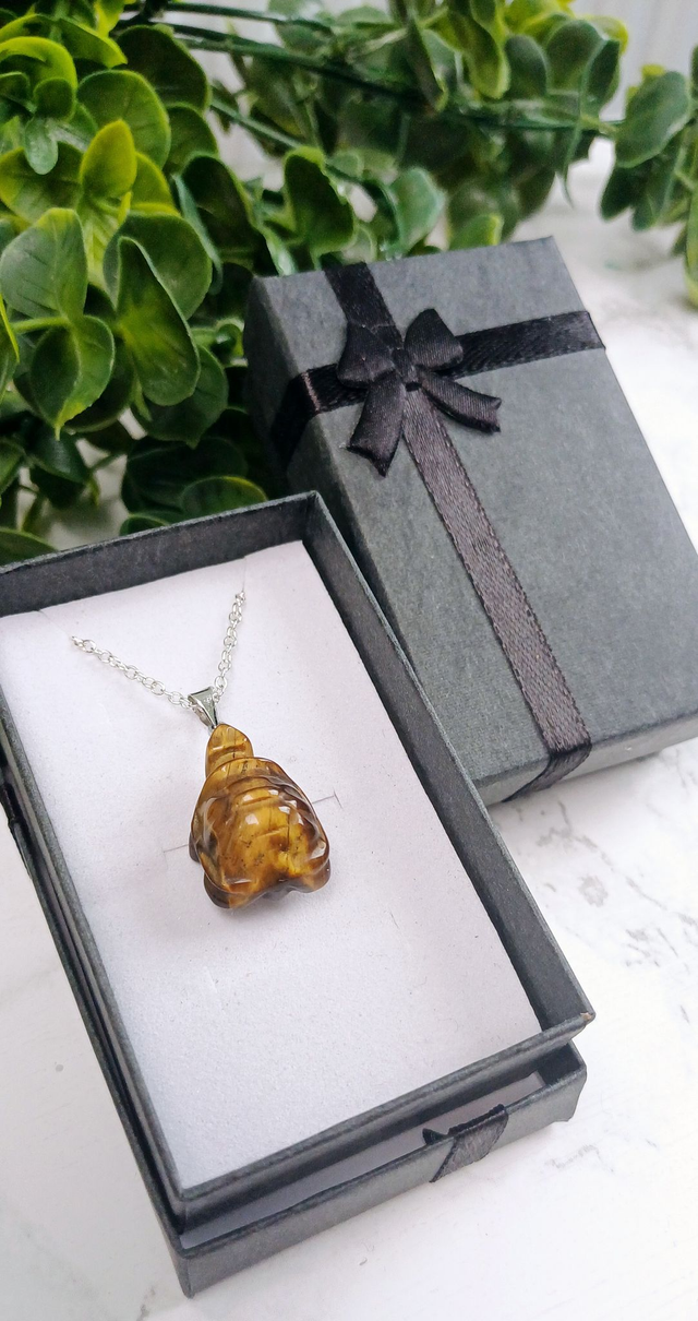 Tiger&#039;s Eye Turtle Pendant
