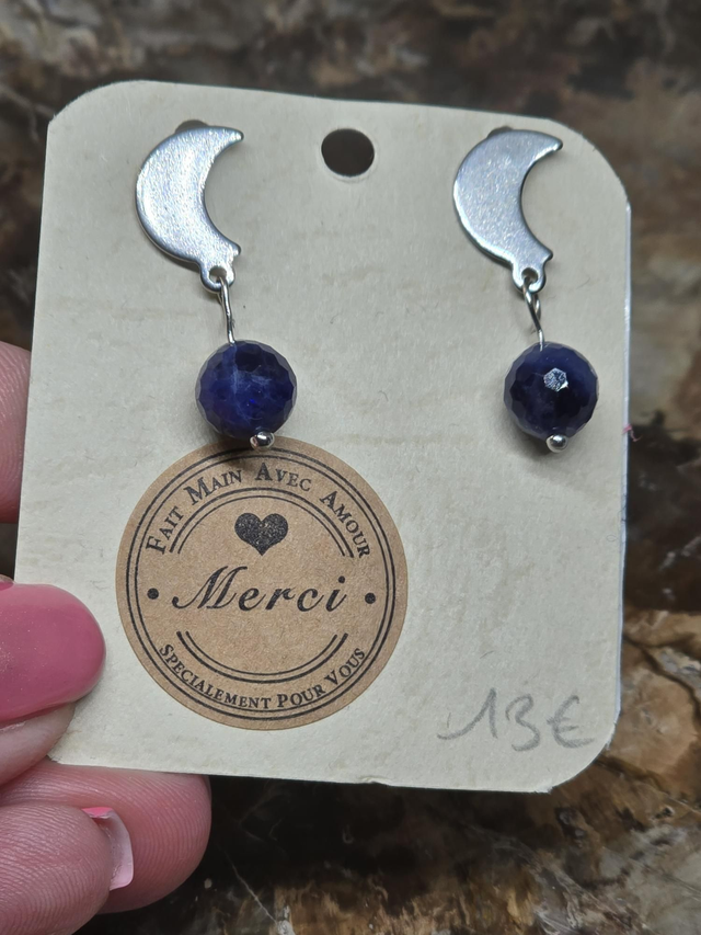 Boucles d'oreilles Sodalite à facettes 