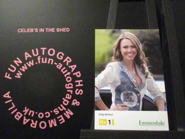Adele Silva (Kelly Windsor) Original Emmerdale Yellow &amp; White Itv1 Logo Cast Card