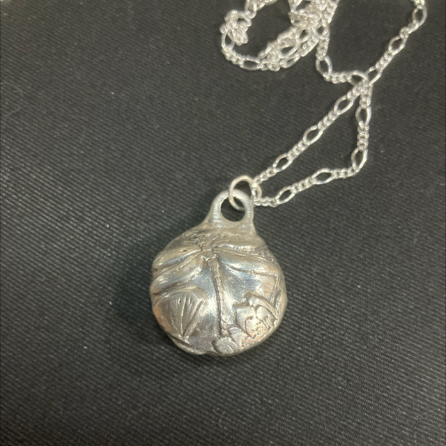 Dragonfly lentil pendant 