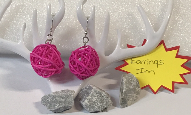 Pink Wood Dangling Earrings - SWDE103