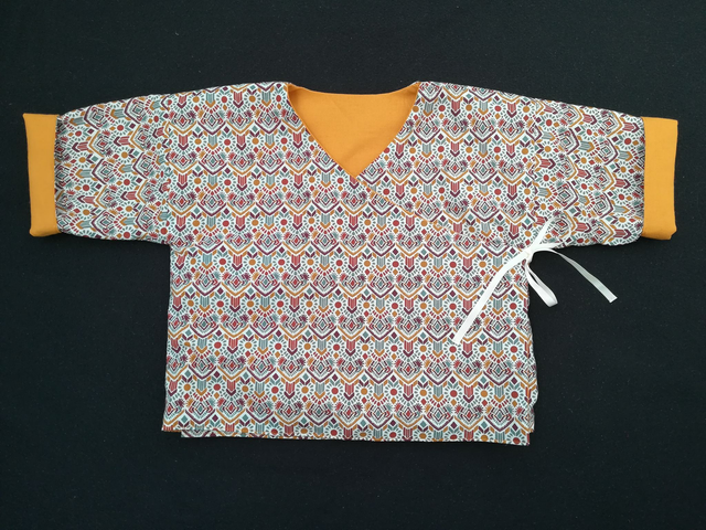 Cache-coeur taille 12 mois