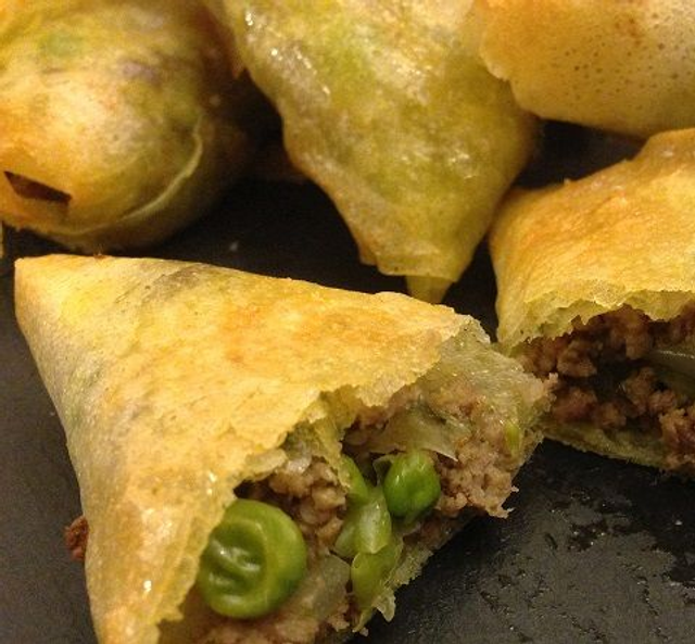 6 samoussa au bœuf ou aux légumes 