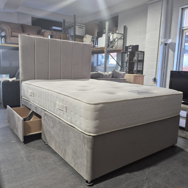 King size full bed set £599