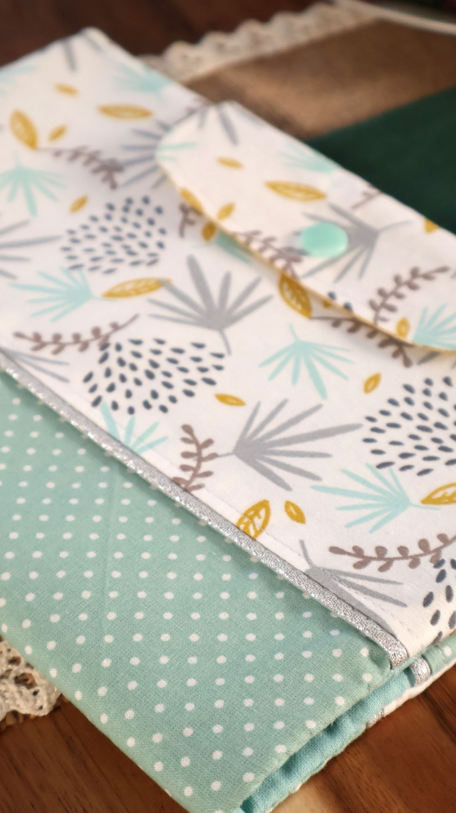 Feuille - Bleu ciel à pois biais argenté