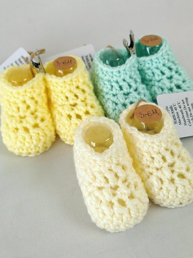 Baby booties 