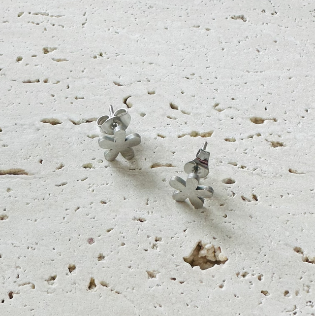 Oorknopjes bloemetjes 