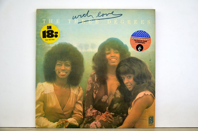 Three Degrees - With Love (1975)