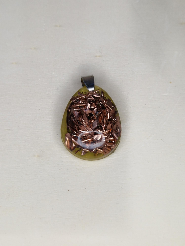Orgonite, pendentif / 051