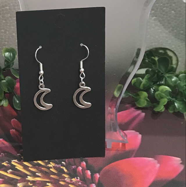 Silver Dangling Earrings- SDE115