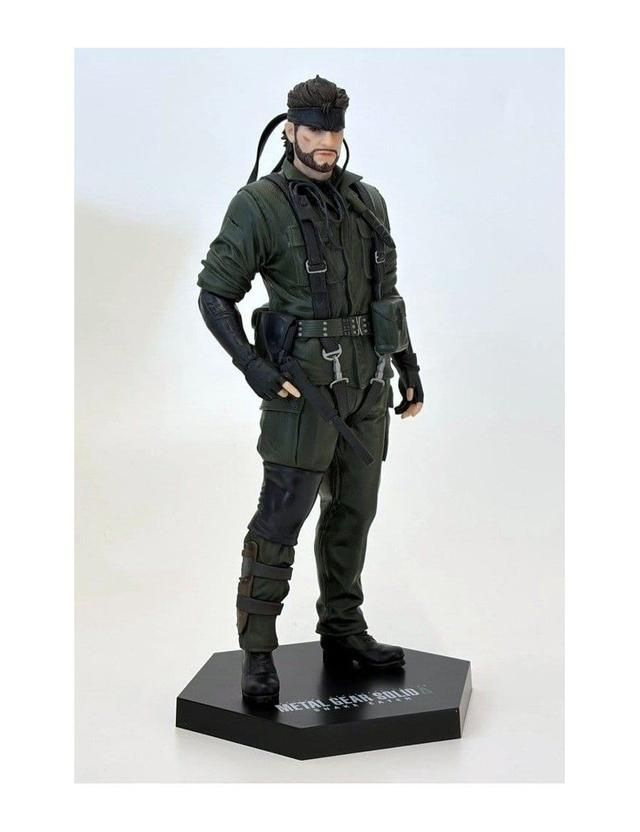 Metal Gear Solid: Delta - Naked Snake 20 Cm