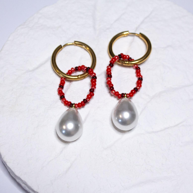 Pearls & Beads (rdeča)