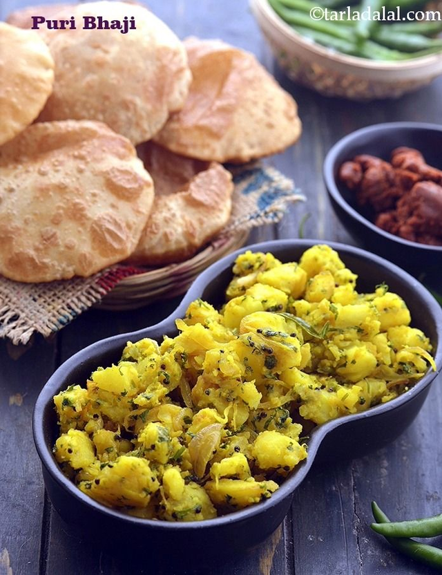 Puri Bhaji – Classic Indian Fried Bread with Potato Curry