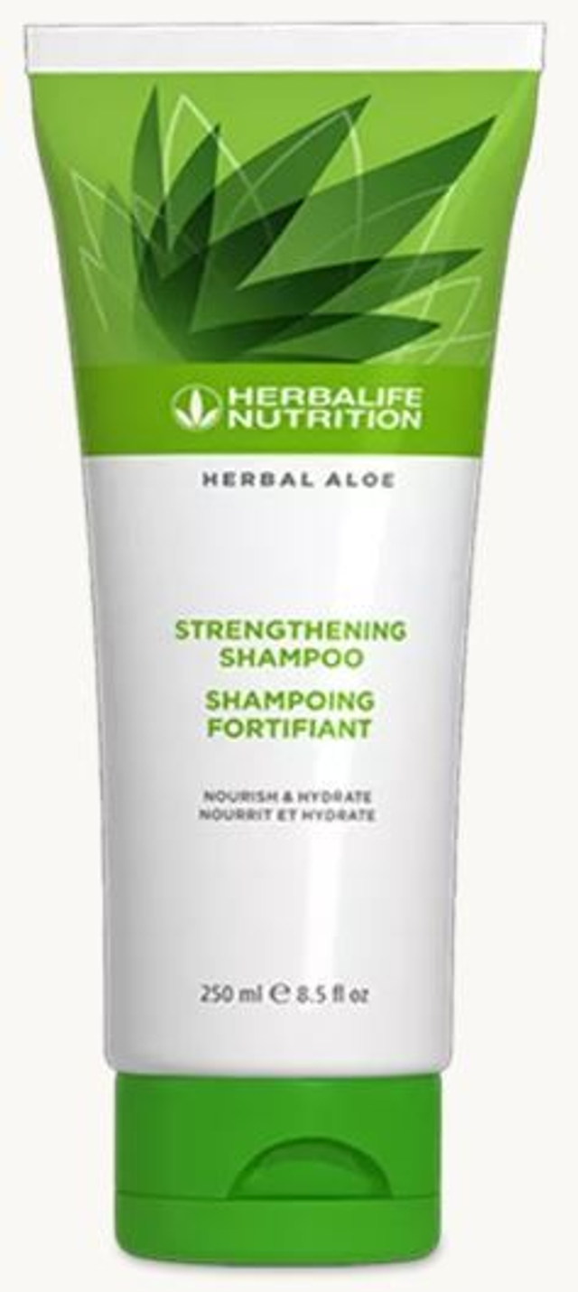 Herbalife® Herbal Aloe Shampoo Fortificante 250 ml - Capelli più forti, nutriti e luminosi.
