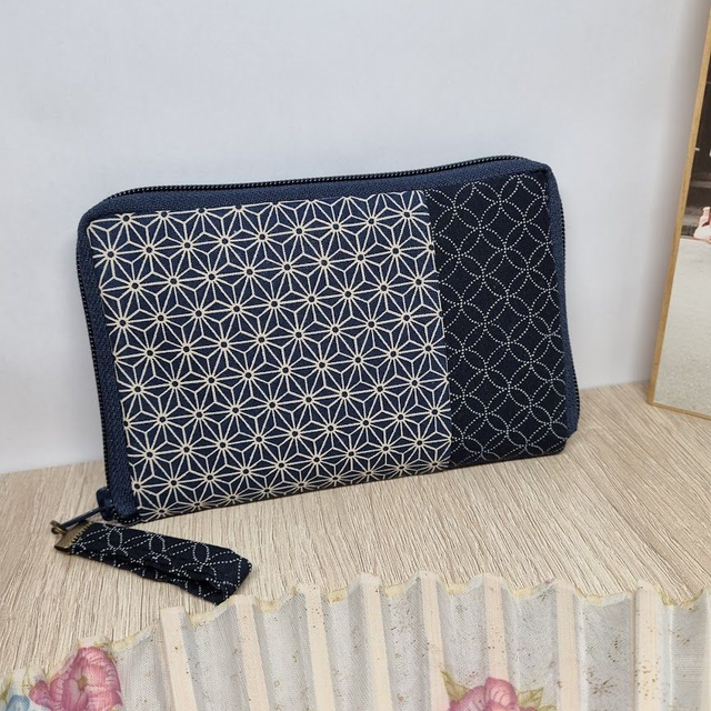 Portefeuille court zippé &quot;Asanoha bicolore&quot; bleu marine