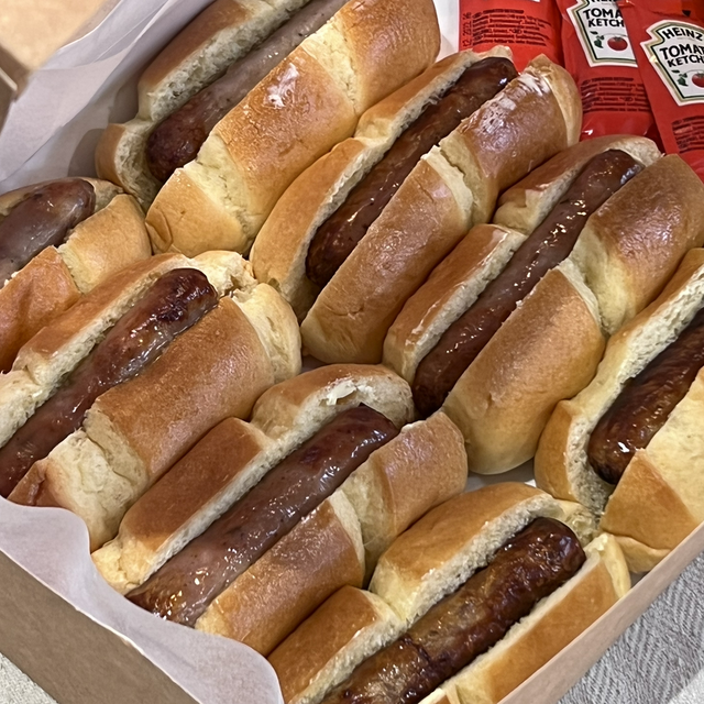 Platter Box - 10 x Chipolatas in brioche 