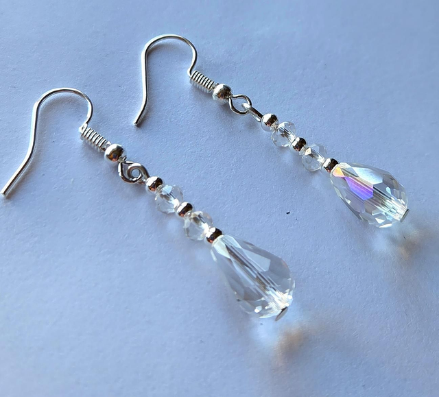 Crystal glass Teardrop Earrings Silver Plated (nickel free) 