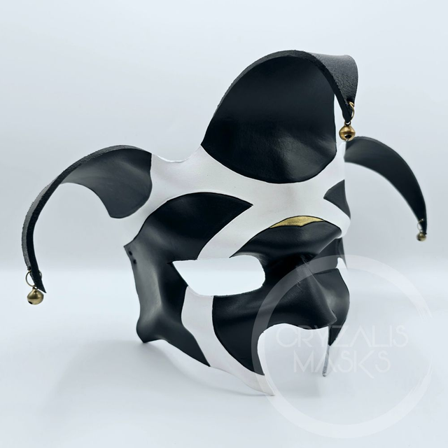 Black Harlequin mask  