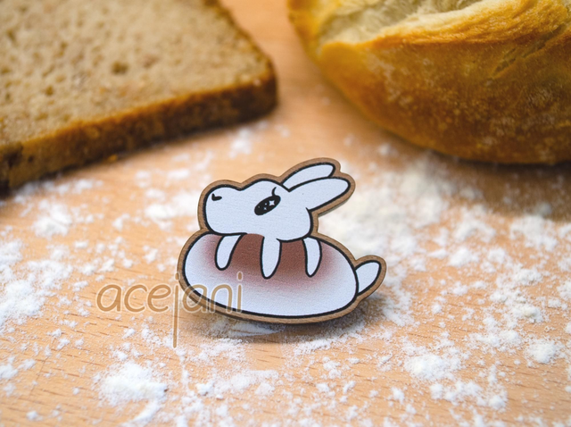 Madame Brötchen Wooden Pin