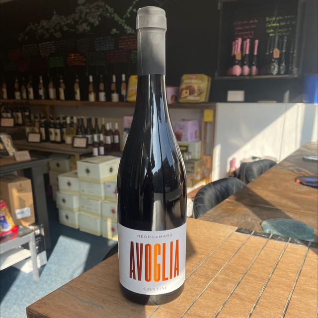 Giustini, ‘Avoglia’ Negoamaro IGP 2023