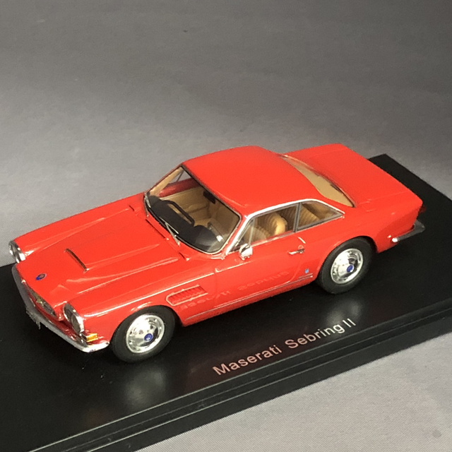Maserati Sebring II rot NEO 1:43