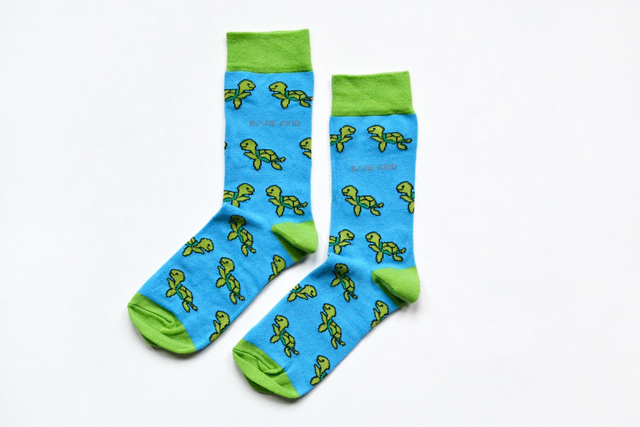 'Save the Turtles' Bamboo Socks, Bare Kind - adult