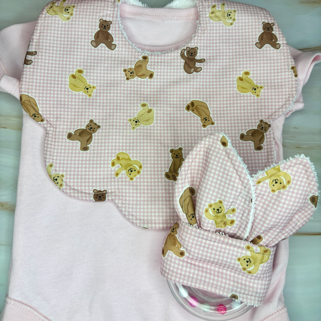 Scalloped-edge Bib & Rattle Ring Duo Gift Box