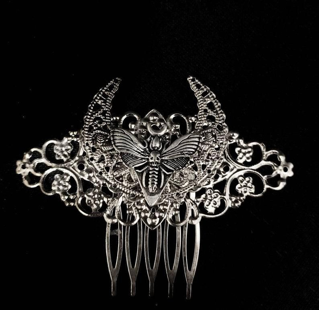 Death Moth haircomb/clip