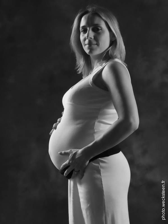 SHOOTING FUTURE MAMAN