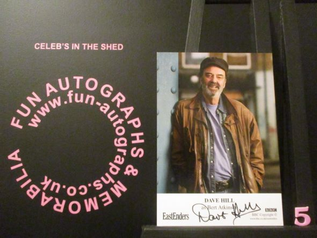 Dave Hill (Bert Atkinson) Authentic Autographed EastEnders 6x4 Cast Card (5)