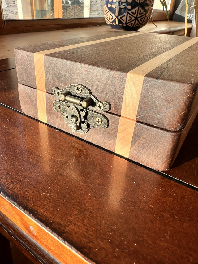 Mancala Board (Walnut &amp; Maple)