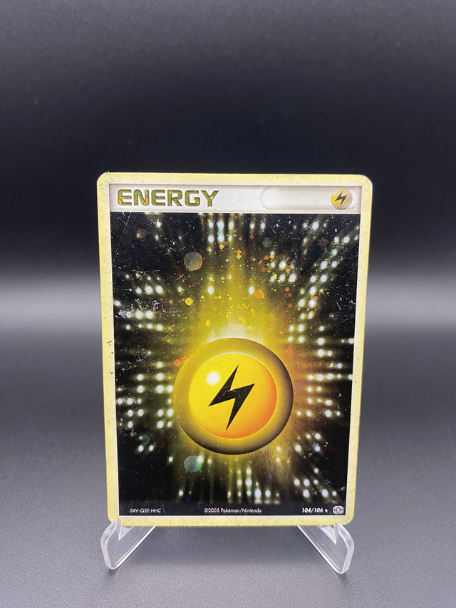 Elektro Energie (104/106) EX Smaragd - Poor - DE - Holo Rare - Swirl