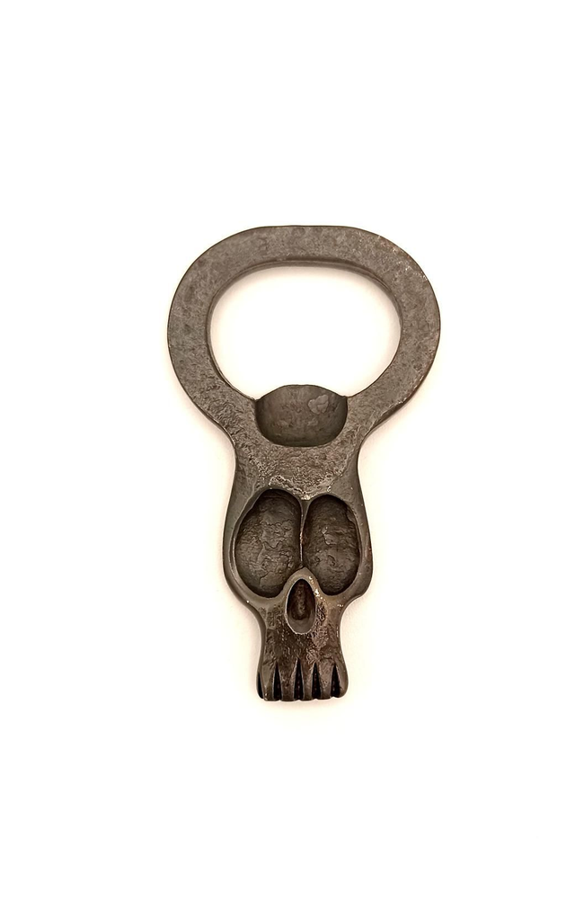 Décapsuleur artisanal en fer forgé - SKULL