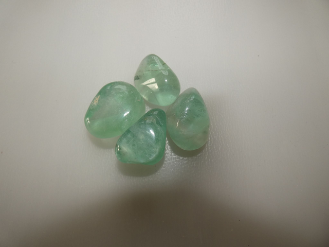 Fluorite Verte AA. 20mm a 30mm Pièce 