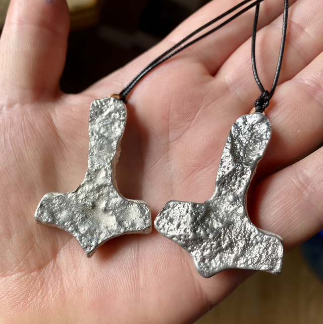 Bamburgh textures Thor Hammer Bebbanburg  The last Kingdom