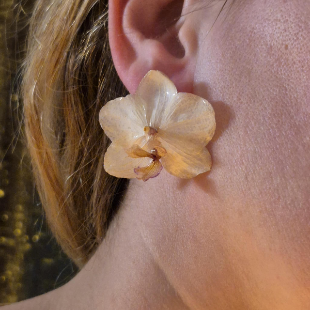 Boucles d’oreilles Orchidée – Bijou floral fait main