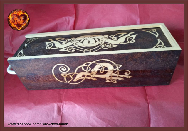 Zoomorphic Wine Box π