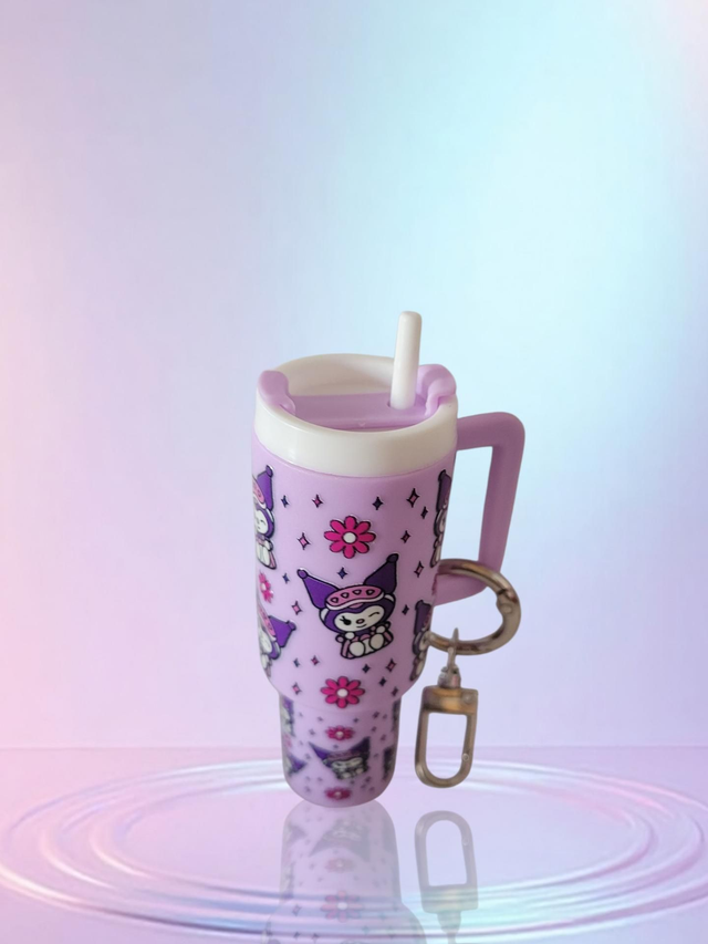 Porte clés gourde kuromi