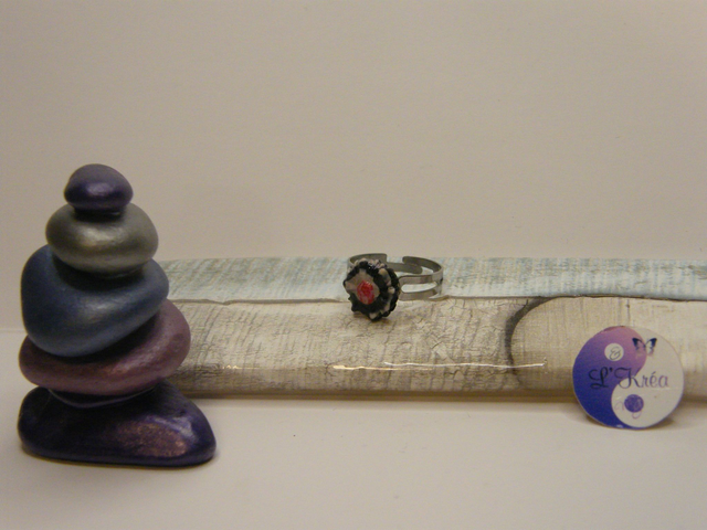 Fleur Blanc/Noir/Rouge