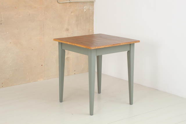 UNIK Tisch Altholz 70 x 70 cm, dunkelgrau  Ausstellungsstück / Musterstück 