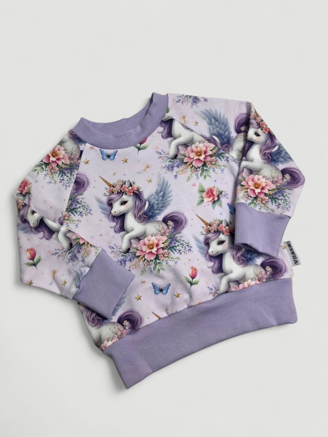 Collegepaita TAIKASIIPI