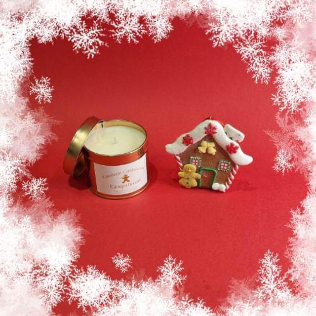 Gingerbread Tin Candle