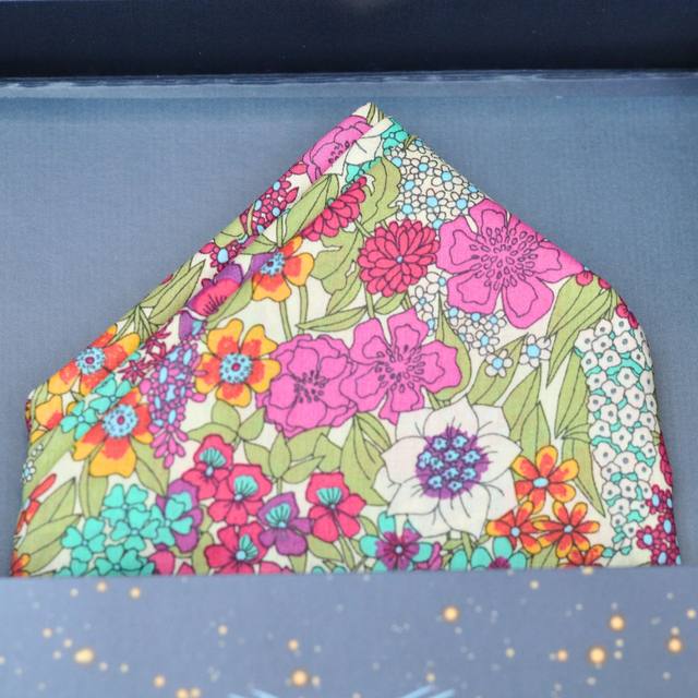 Pochette costume - Ciara A