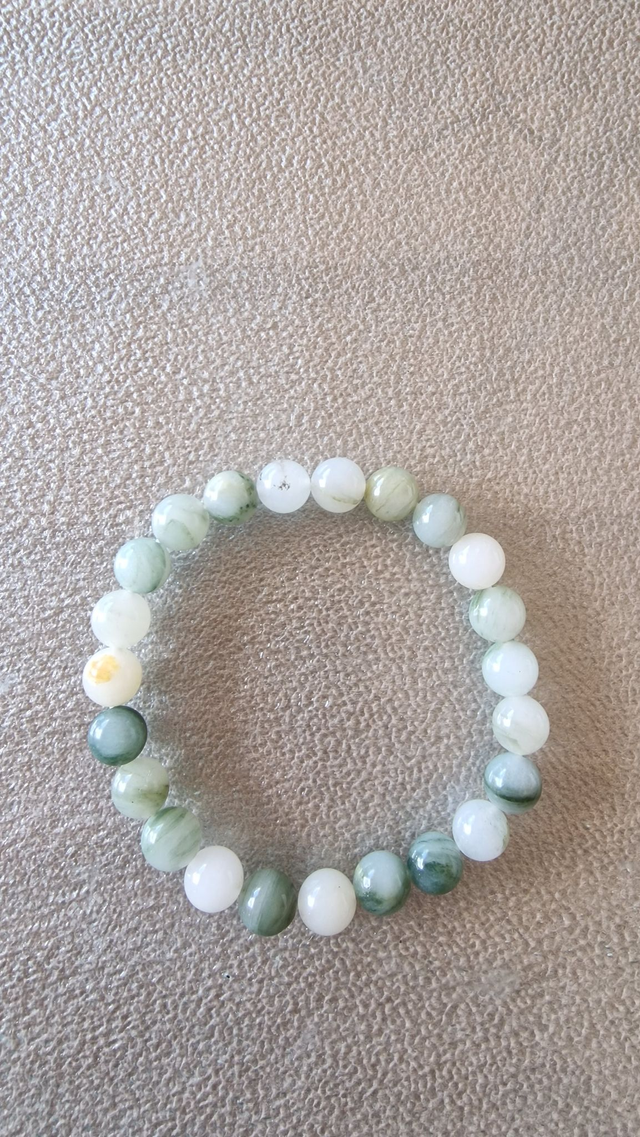Pulsera de jade verde y blanco (armonía interior)